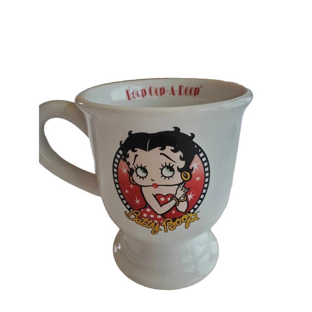 2006 Betty Boop MC Hearst Boop‎ Oop-A-Doop Lips 12oz. Collectible Pedestal Mug